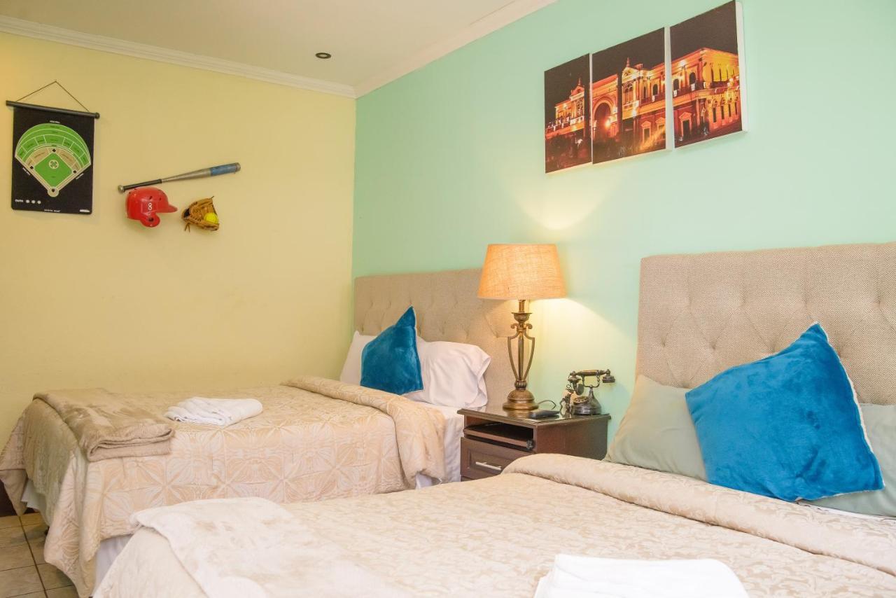 Hotel Vintage "Casa Las Flores" Quetzaltenango Luaran gambar