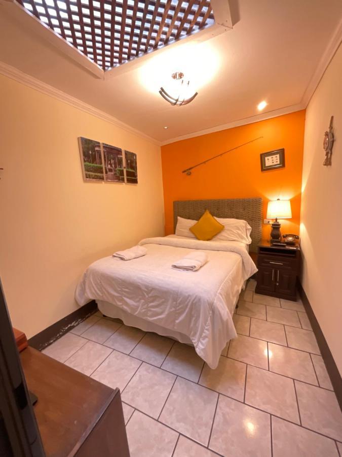 Hotel Vintage "Casa Las Flores" Quetzaltenango Luaran gambar