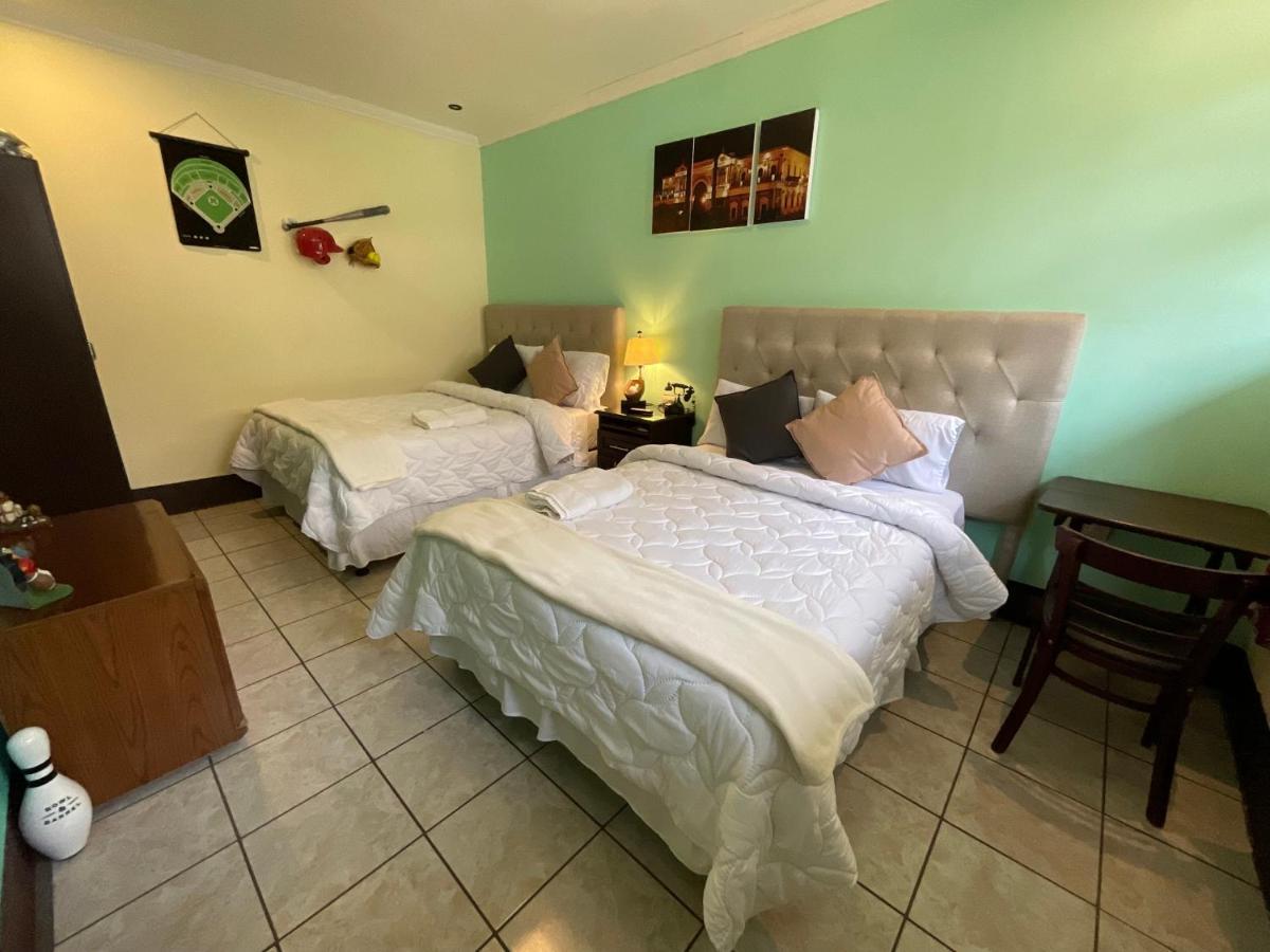 Hotel Vintage "Casa Las Flores" Quetzaltenango Luaran gambar